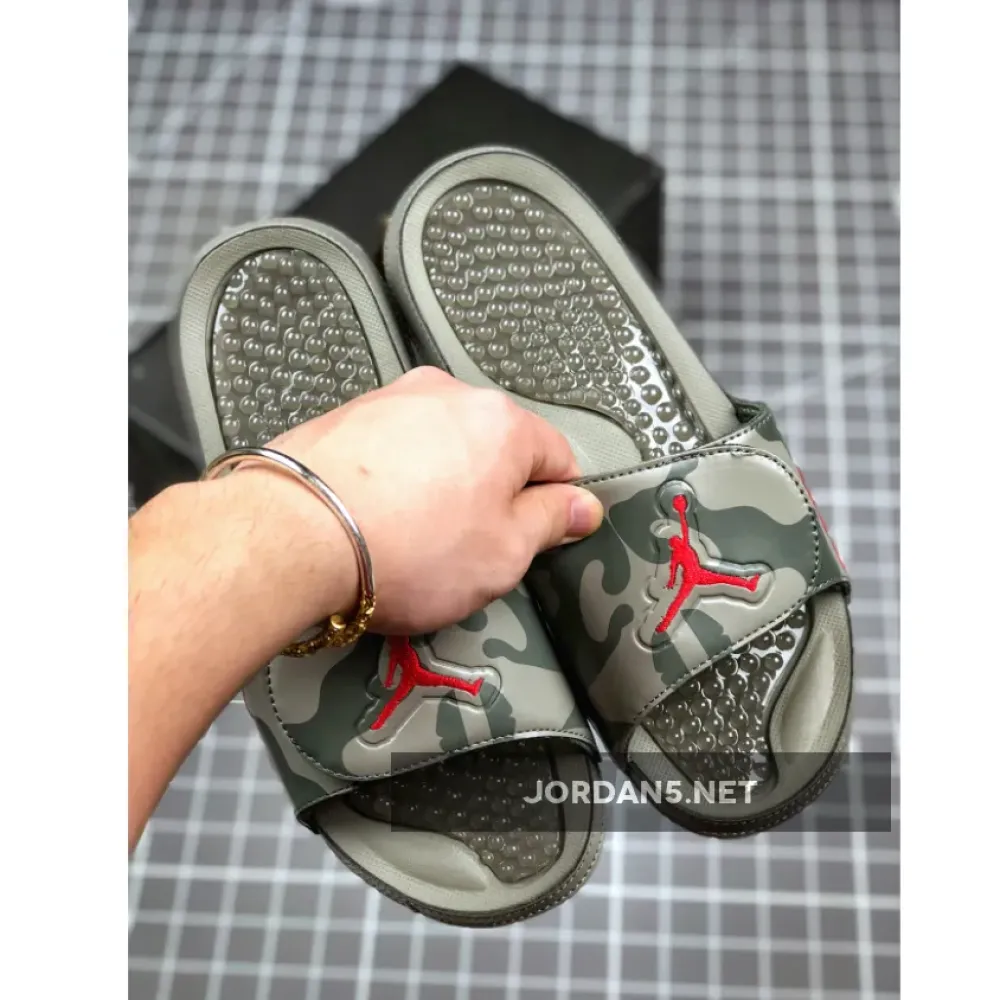 Air Jordan Hydro 5 ‘Camouflage’ 555501-051