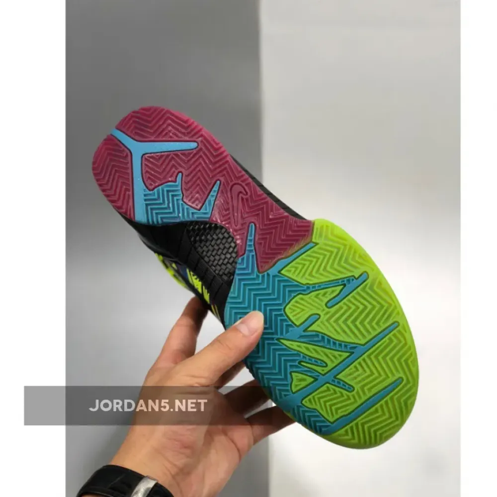 Nike Kobe 4 Protro “Wizenard”  CV3469-001