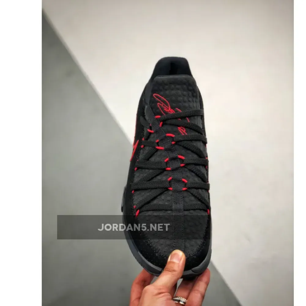 Nike LeBron 17 Low “Bred”  CD5007-001
