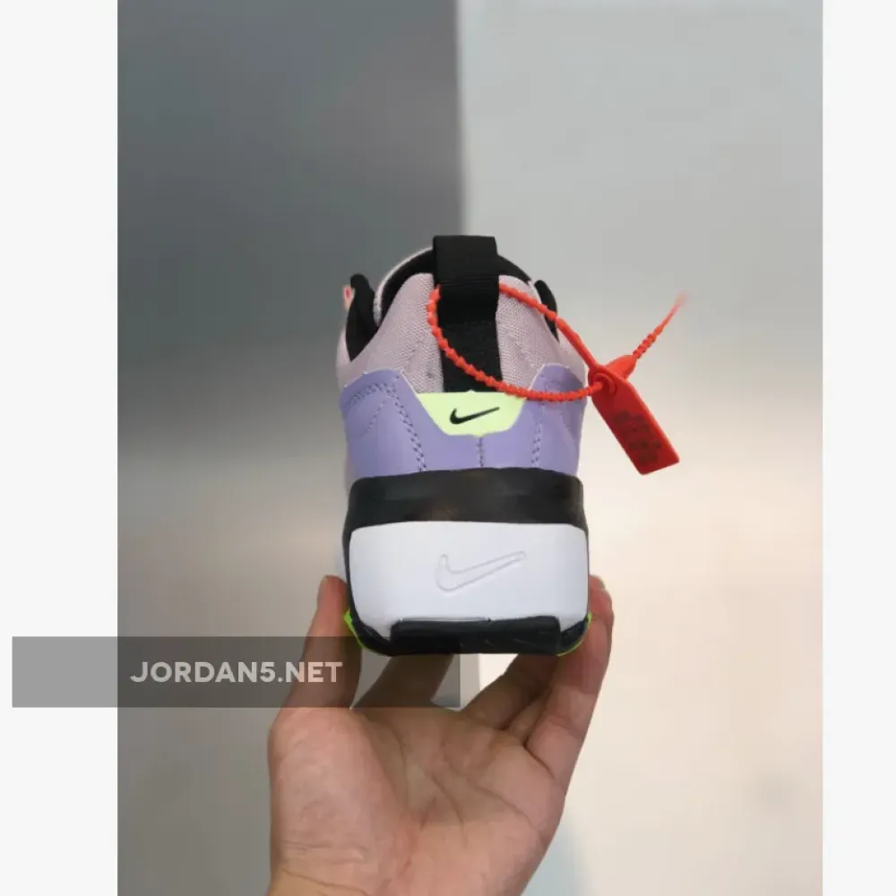 Nike WMNS Air Max Verona Plum Chalk/Ghost/Oracle Pink/Black CI9842-500