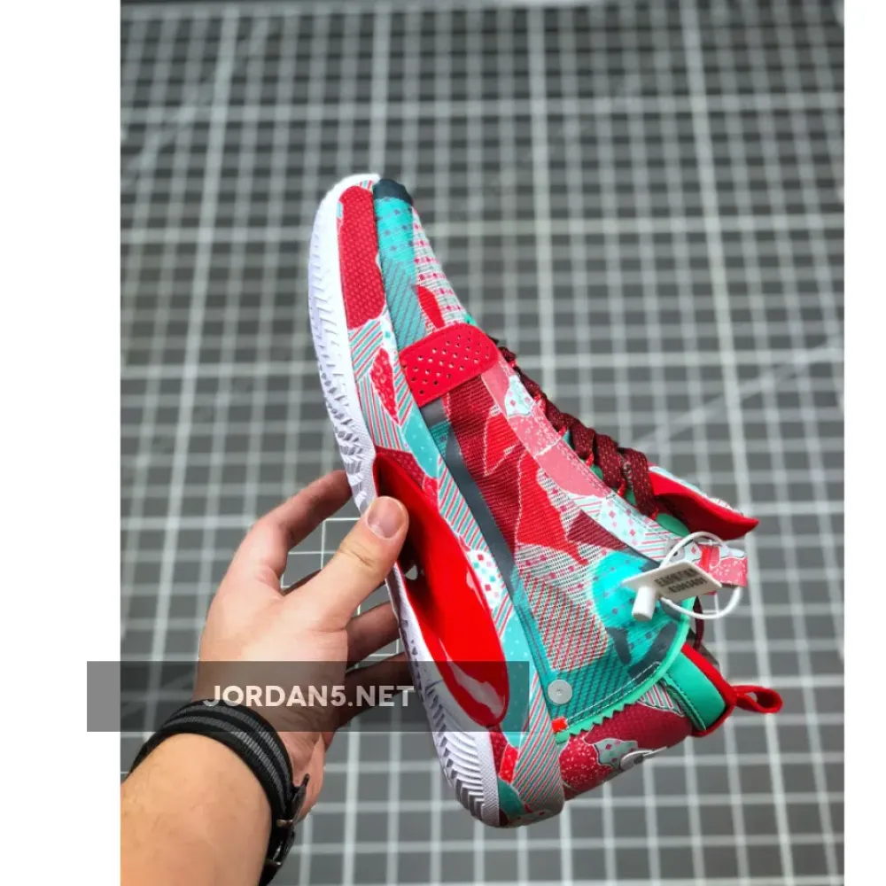 Air Jordan 34(XXXIV) “Wrapping Paper” Christmas PE