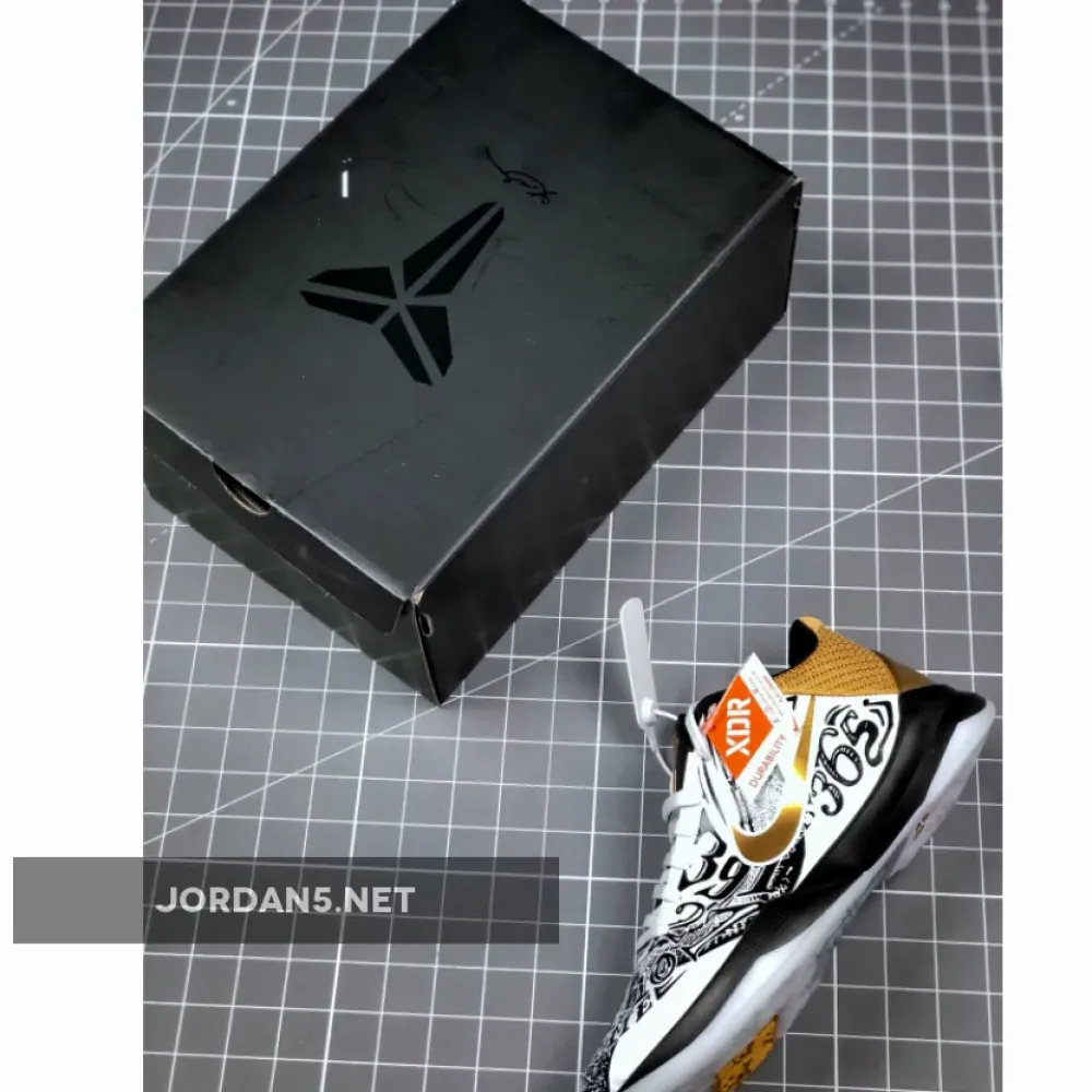 Nike Kobe 5 Protro “Big Stage” White/Metallic Gold-Black CT8014-100