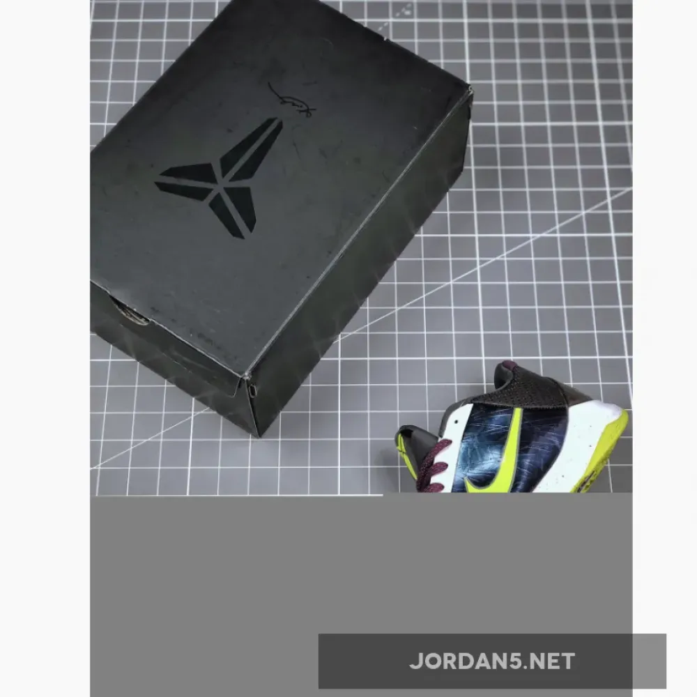 Nike Kobe 5 Protro “Chaos” Purple/Cyber-White-Black CD4991-100