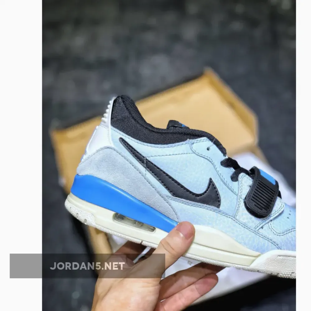 Jordan Legacy 312 Low ‘Pale Blue’  CD7069-400