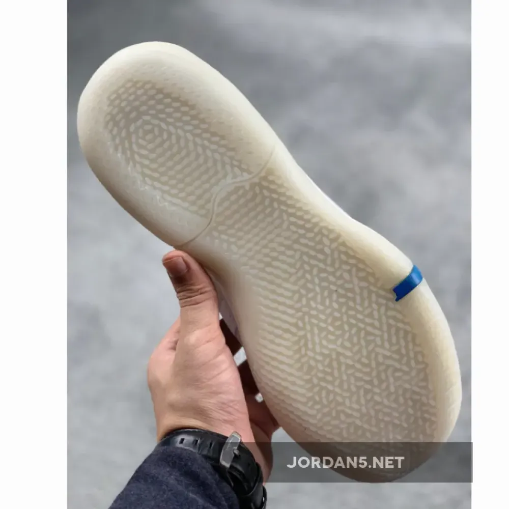 Nike Kobe AD Pnik Black Blue  AV3555-004