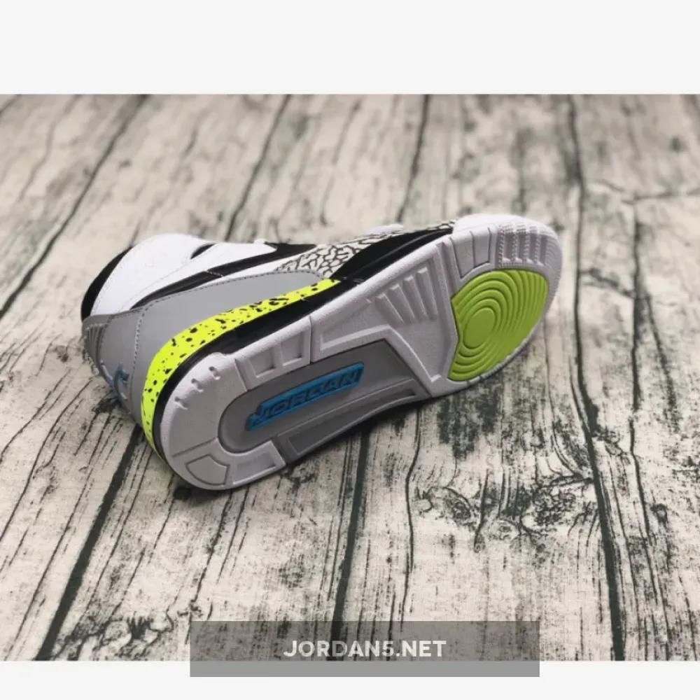 Jordan Legacy 312 White/Black-Volt-Vivid Blue AQ4160-107