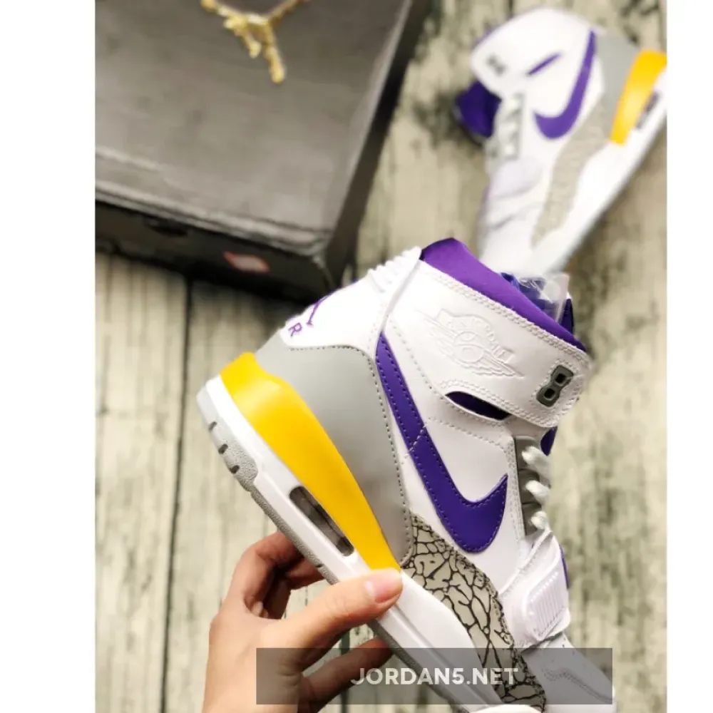 Air Jordan Legacy 312 “Lakers” White/Field Purple-Amarillo AV3922-157
