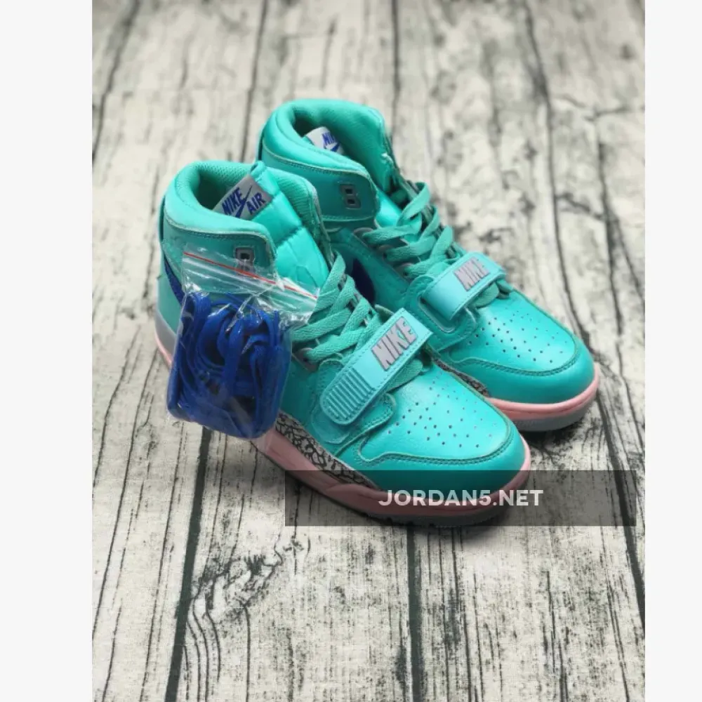 Air Jordan Legacy 312 Hyper Jade/Bright Blue  AV3922-348