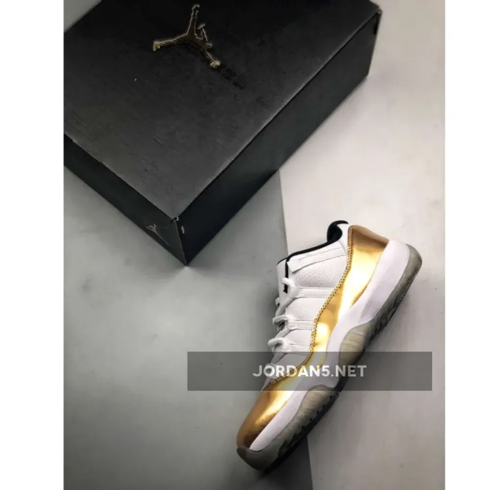 Air Jordan 11 Retro Low ‘Closing Ceremony’  528895-103