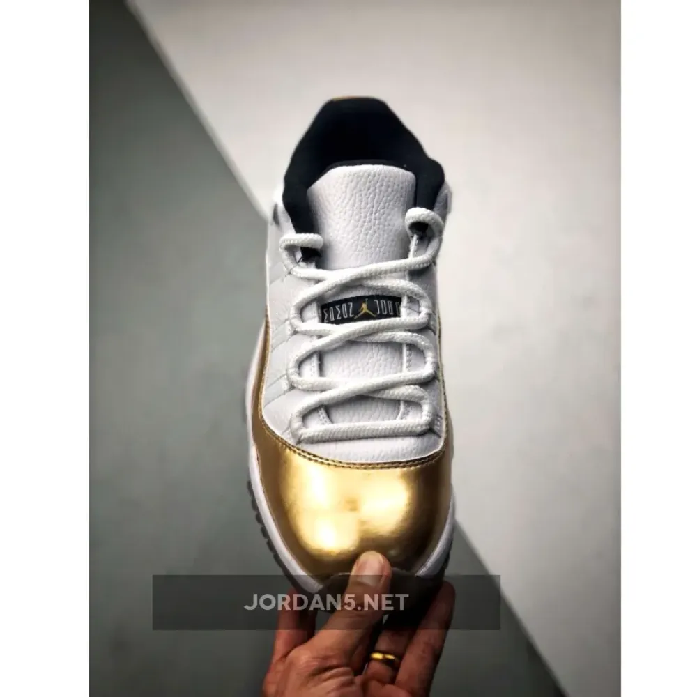 Air Jordan 11 Retro Low ‘Closing Ceremony’  528895-103
