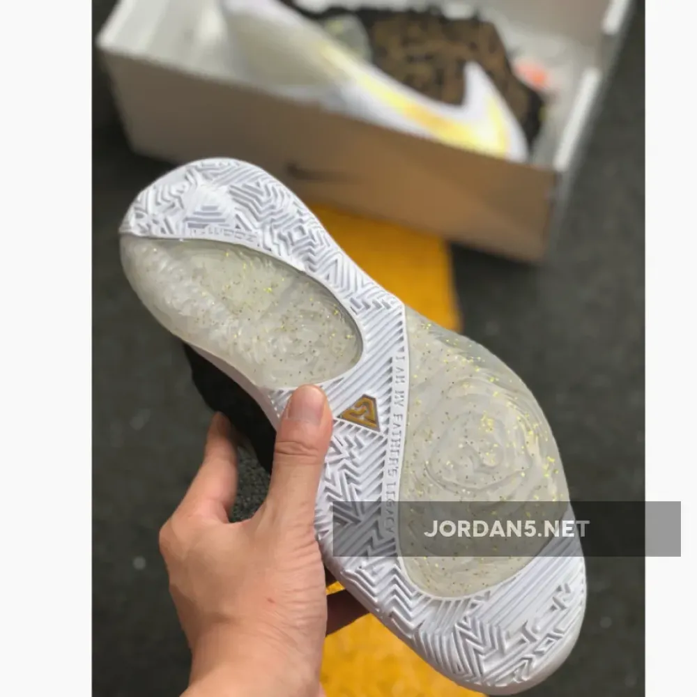 Nike Zoom Freak 1 “Coming to America”  BQ5422-900