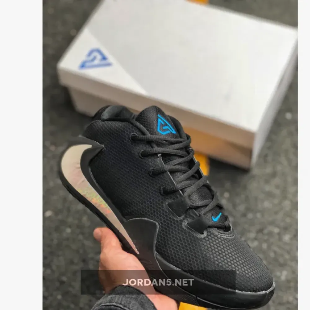 Nike Zoom Freak 1 “Black Iridescent”  BQ5422-004