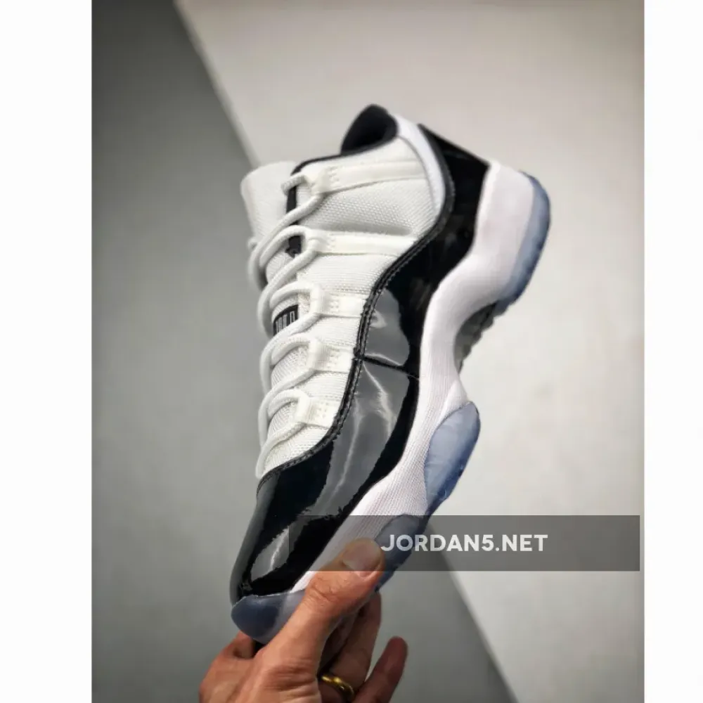 Air Jordan 11 Retro Low ‘Concord’  528895-153