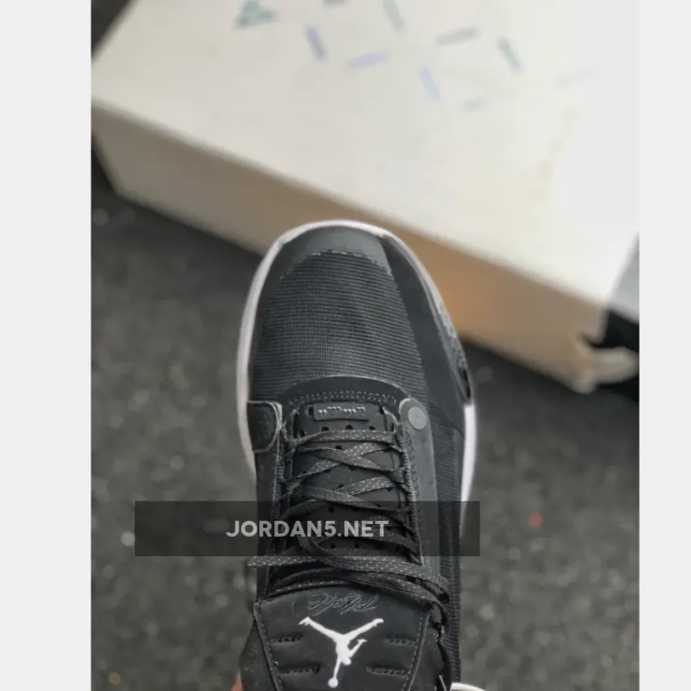 Air Jordan 34 Eclipse Black/White  AR3240-001