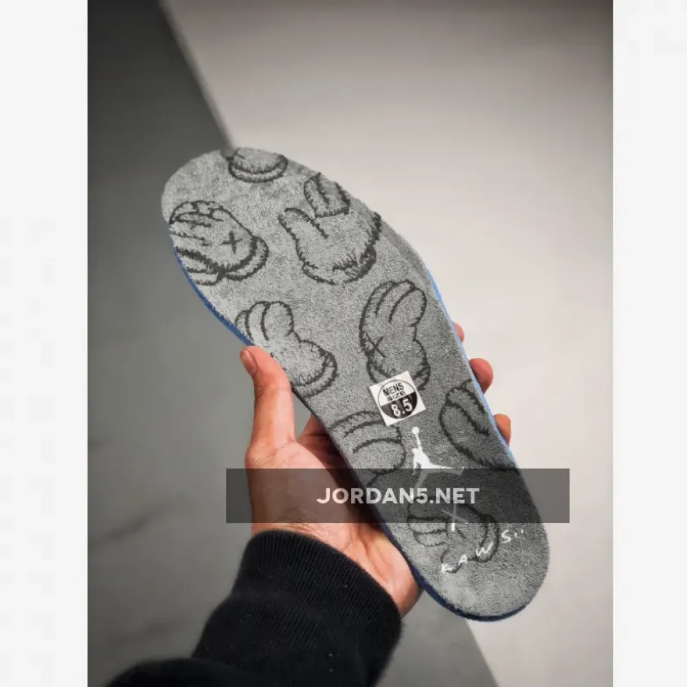 KAWS x Air Jordan 4 Cool Grey/White  930155-003