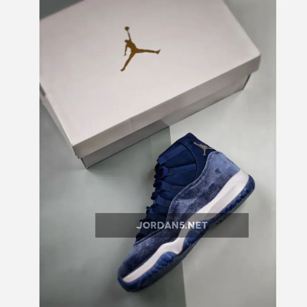 Air Jordan 11 Velvet Midnight Navy/Metallic Silver-White  AR0715-441