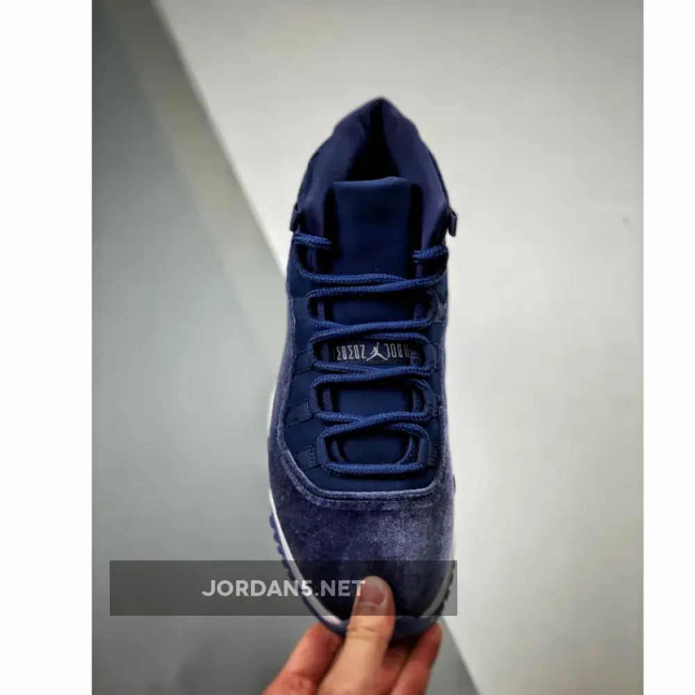 Air Jordan 11 Velvet Midnight Navy/Metallic Silver-White  AR0715-441
