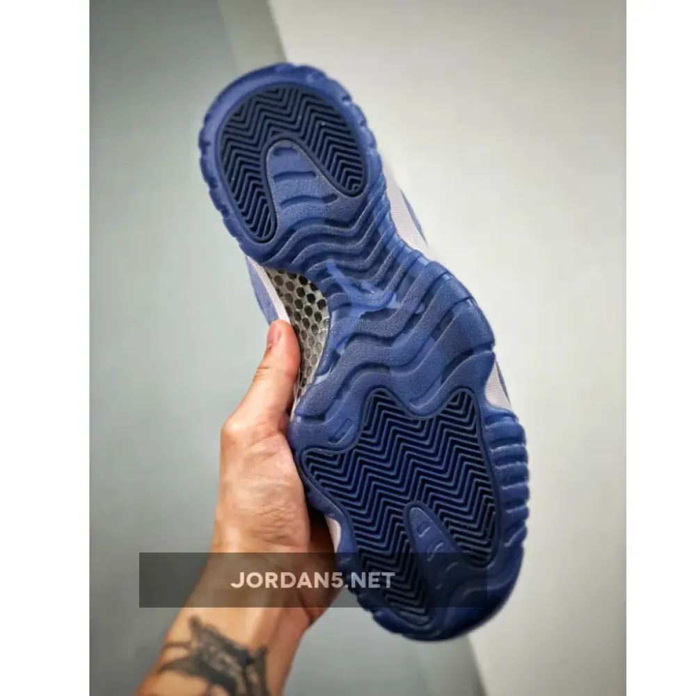 Air Jordan 11 Velvet Midnight Navy/Metallic Silver-White  AR0715-441