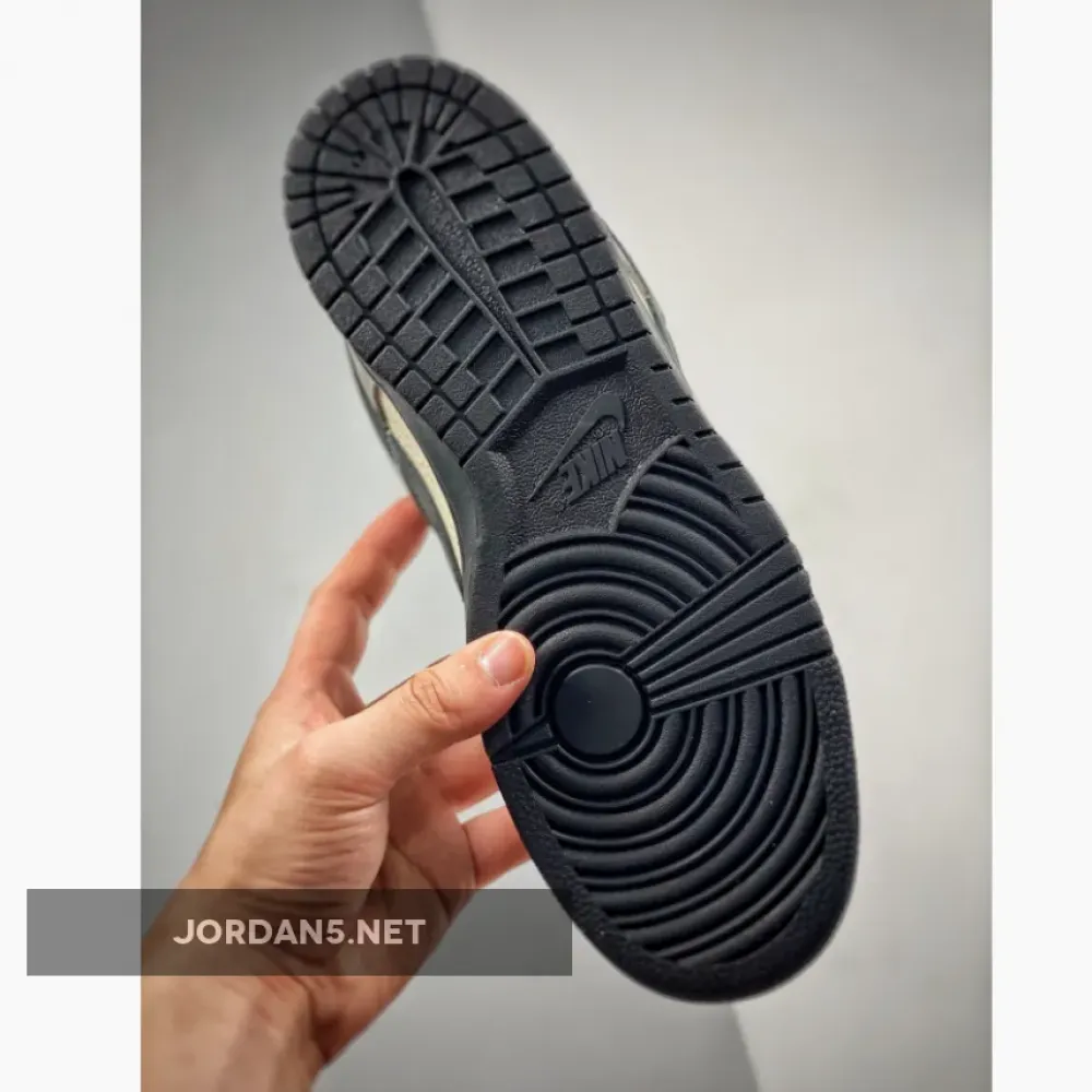 Nike SB Dunk Low Bandaid Light Bone/Flint Grey  304292-006