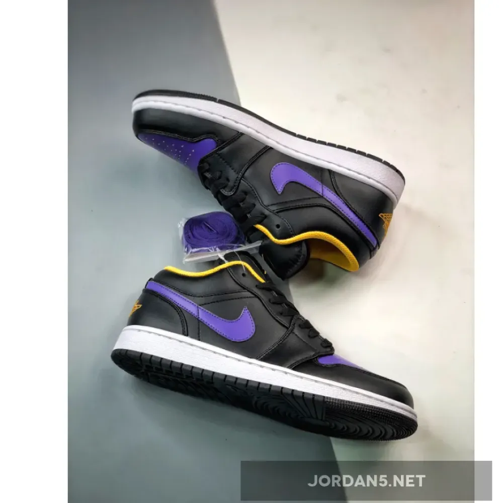 Air Jordan 1 Low Black/Dark Concord-Taxi  553558-075