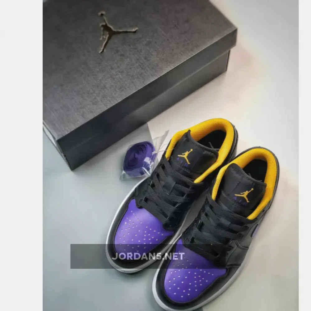 Air Jordan 1 Low Black/Dark Concord-Taxi  553558-075