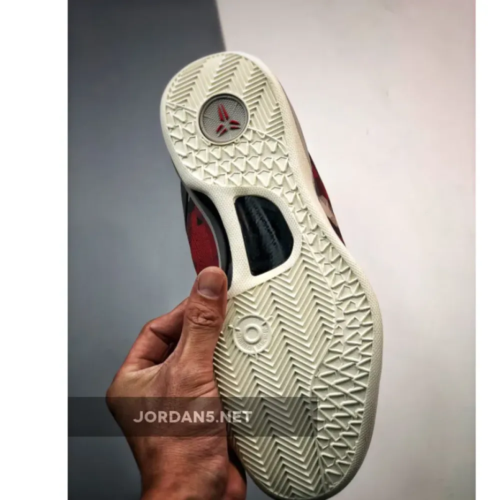 Nike Kobe 8 System ‘Milk Snake’ University Red/Sail-Noble Red-Pearl Grey 555035-601