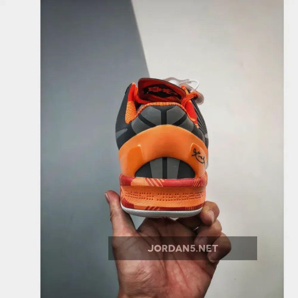 Nike Kobe 8 System ‘BHM’ Anthracite/Pure Platinum-Grey  583112-001