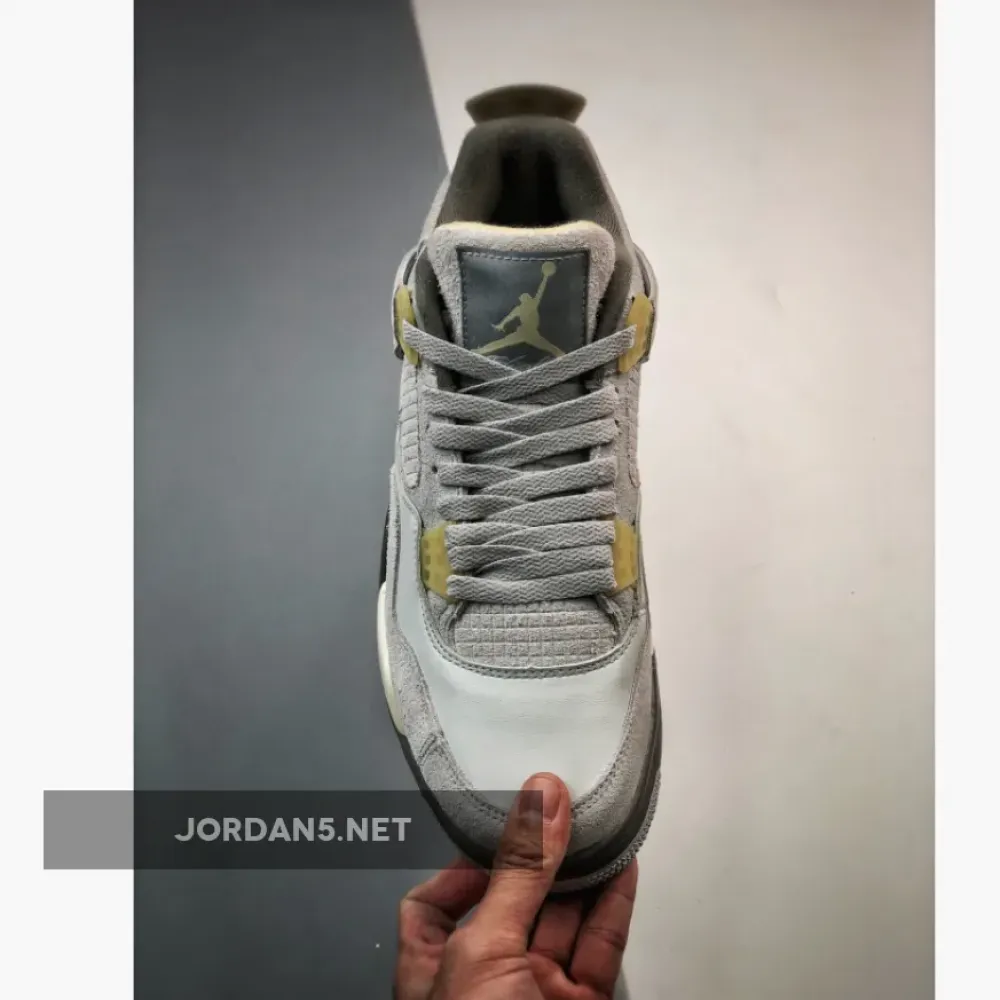 Air Jordan 4 SE “Craft” Photon Dust/Pale Vanilla-Off White-Grey DV3742-021