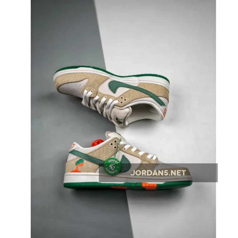 Jarritos x Nike SB Dunk Low Phantom/Safety Orange  FD0860-001