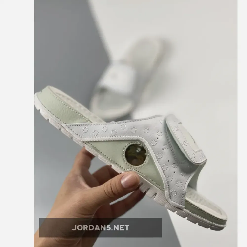 Jordan Hydro 13 Slide White/Metallic Silver  684915-100