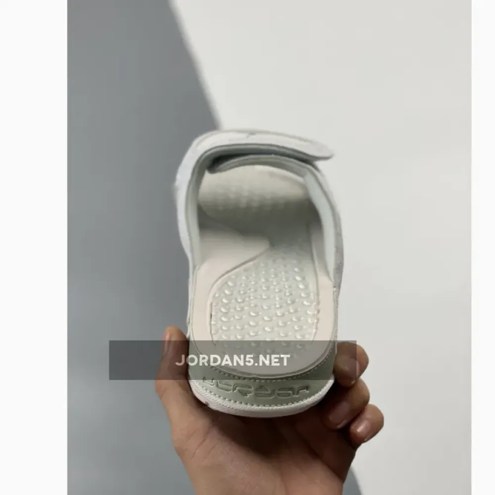 Jordan Hydro 13 Slide White/Metallic Silver  684915-100