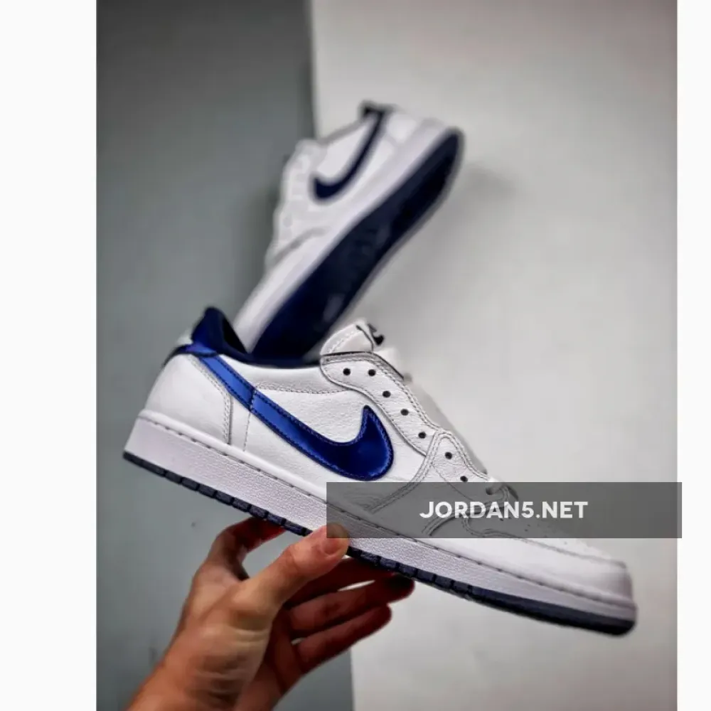 Air Jordan 1 Low White/Metallic Navy  705329-106