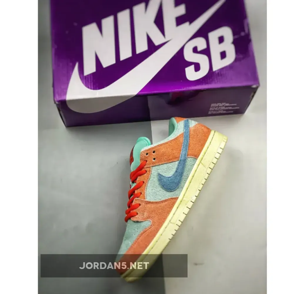 Nike SB Dunk Low Orange/Noise Aqua  DV5429-800