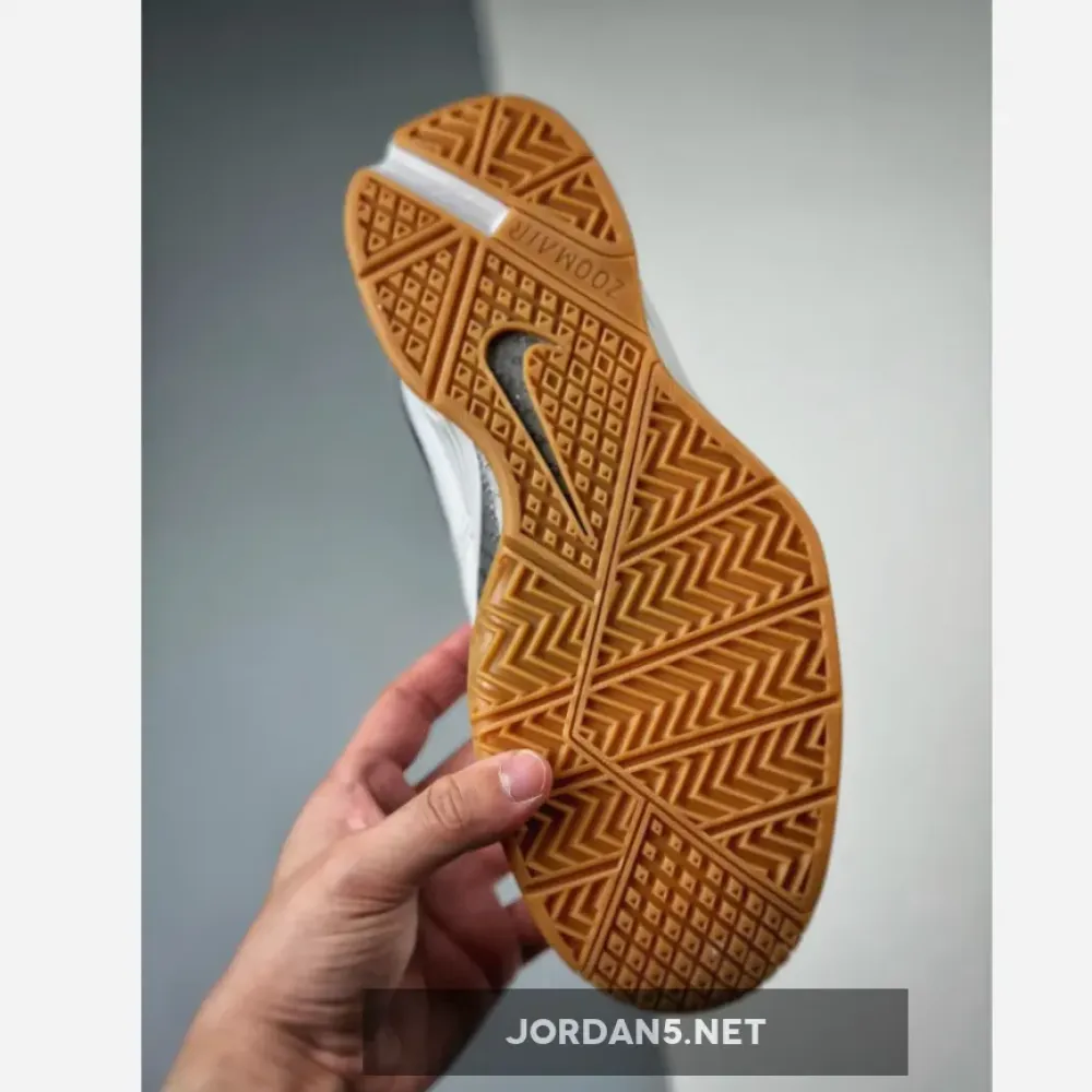 Undefeated x Nike Zoom Kobe 1 Protro​ White Gum  AQ3635-100