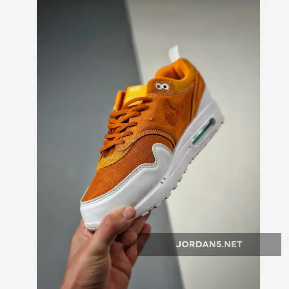 Serena Williams Design Crew x Nike Air Max 1 Monarch/White-Sundial  FQ4298-800