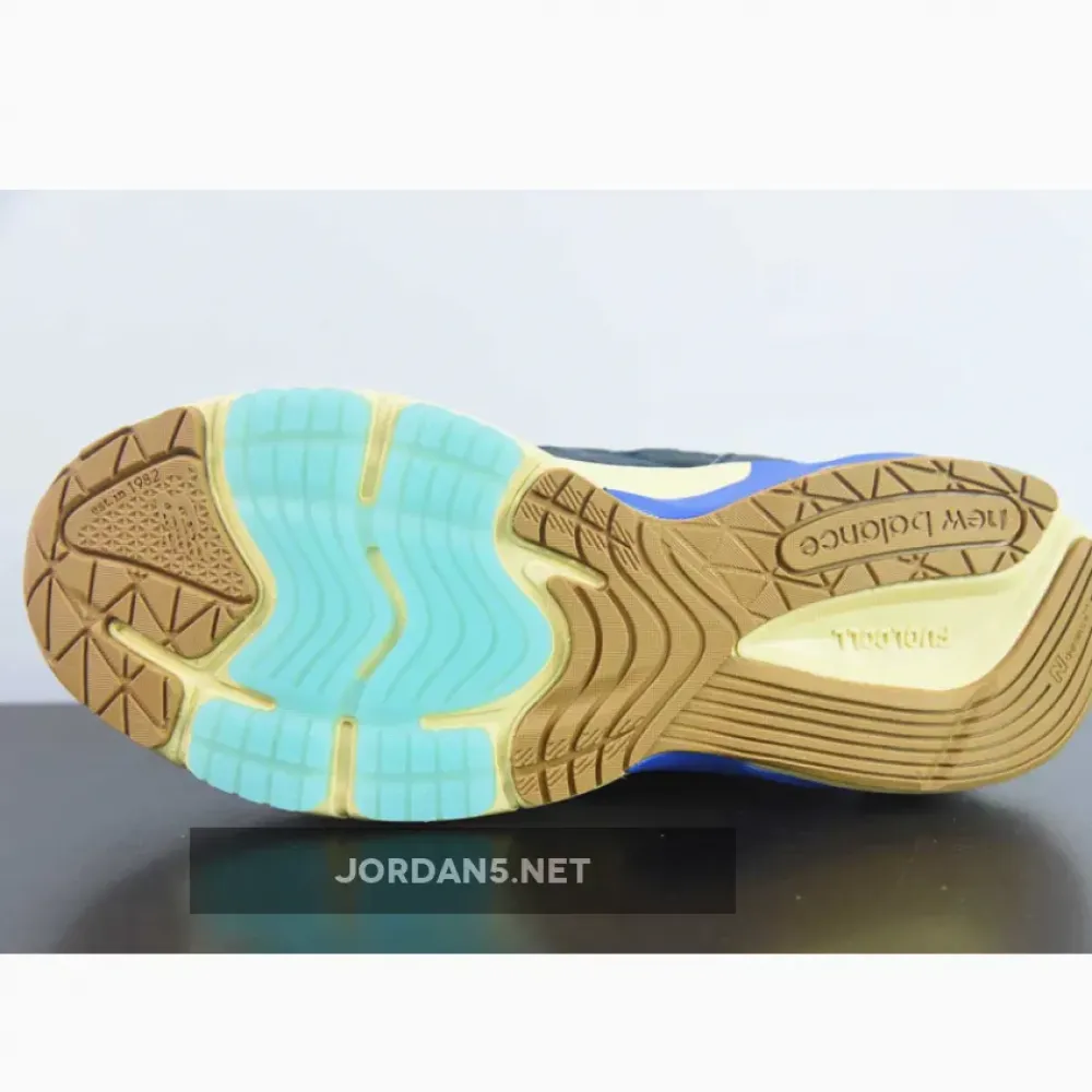 Action Bronson x New Balance 990v6 “Lapis Lazuli”  M990AC6