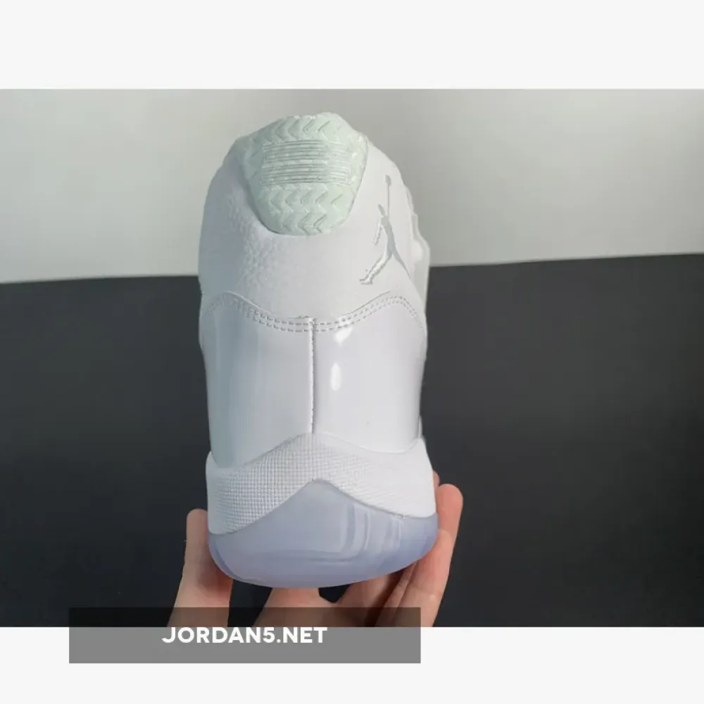 Air Jordan 11 “Silver Anniversary” White/Metallic Silver  408201-101
