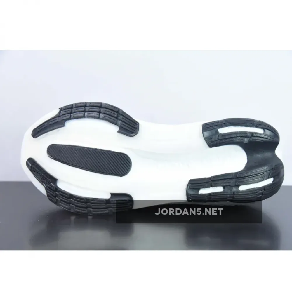 adidas Ultraboost Light Core Black/Cloud White  HQ6340