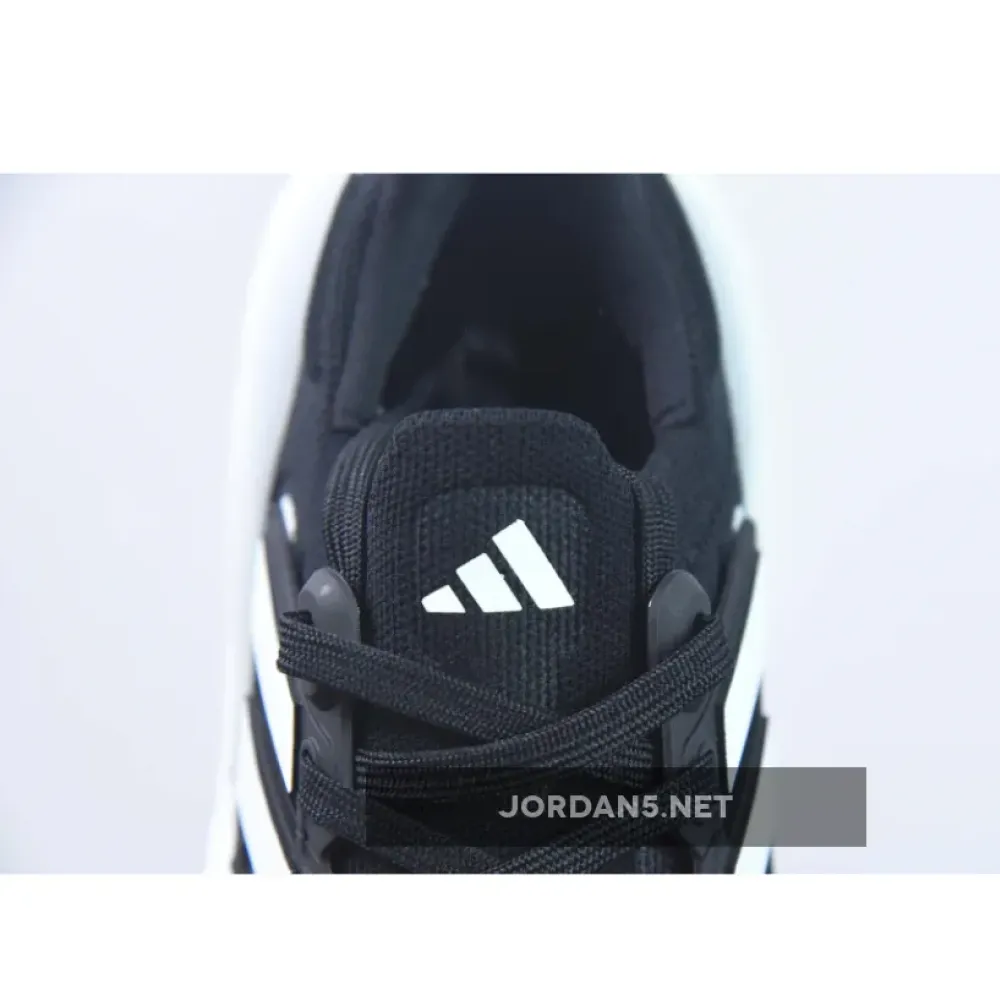 adidas Ultraboost Light Core Black/Cloud White  HQ6340