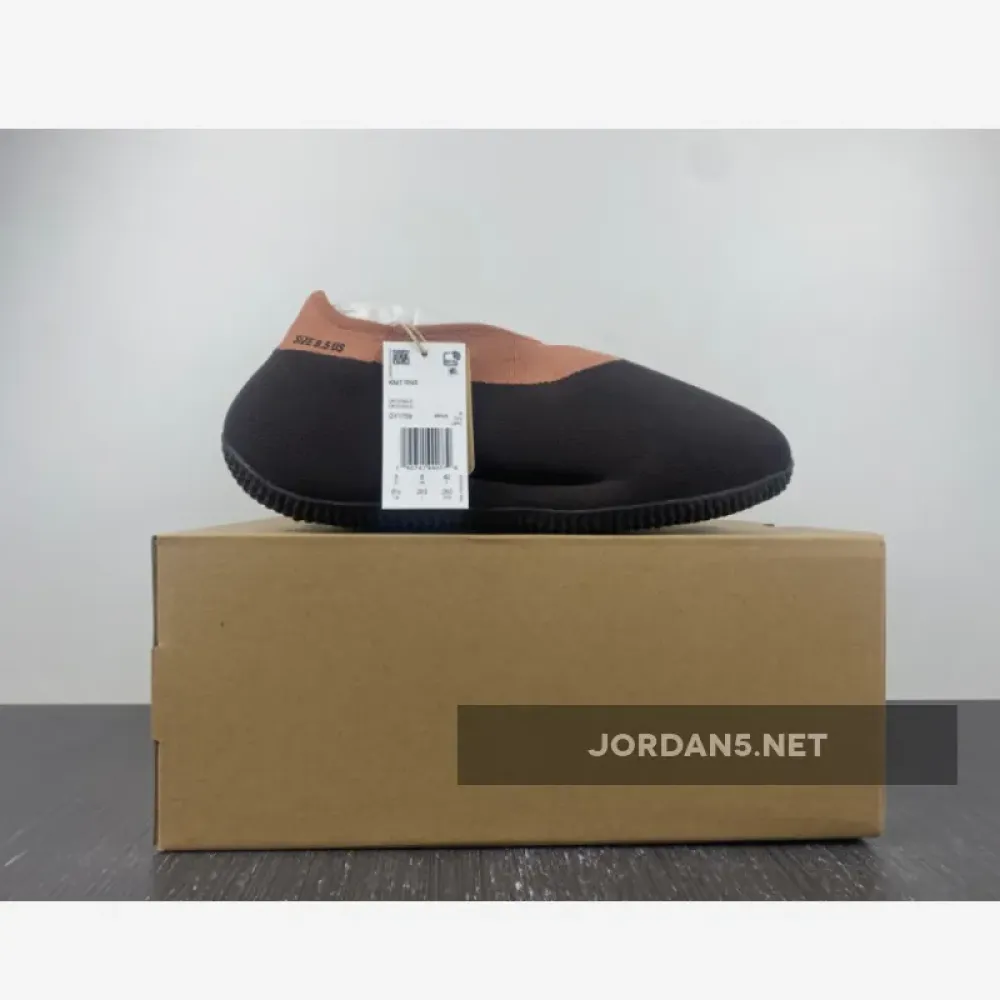 adidas Yeezy Knit Runner “Stone Carbon”  GY1759