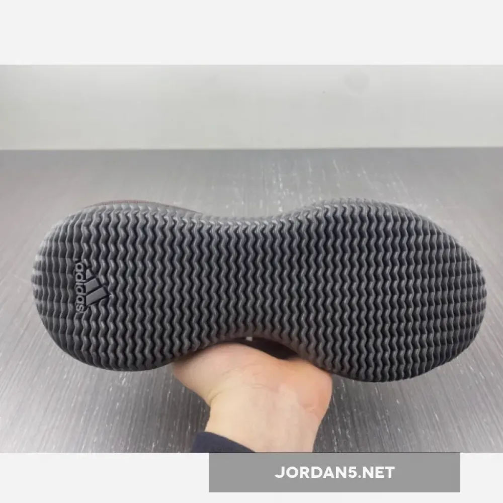 adidas Yeezy Knit Runner “Stone Carbon”  GY1759