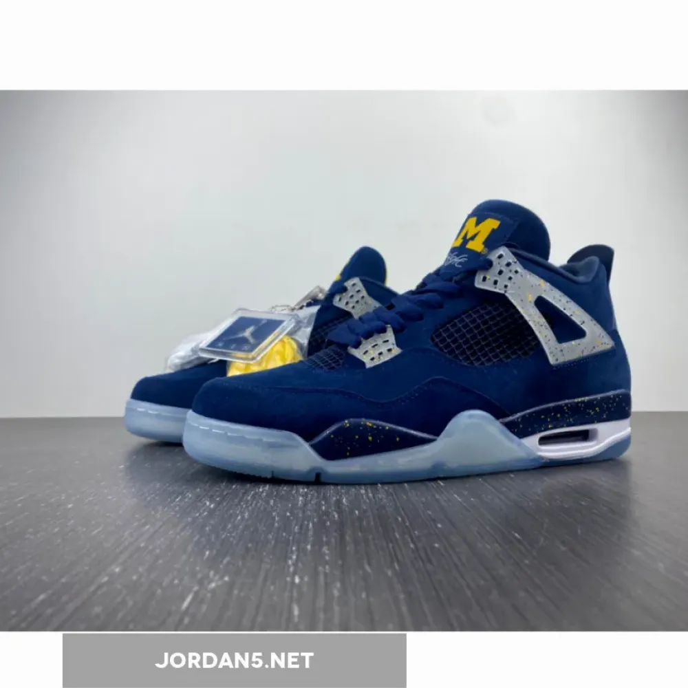 Air Jordan 4 Retro ‘Michigan Wolverines’ PE Amarillo/Navy/White
