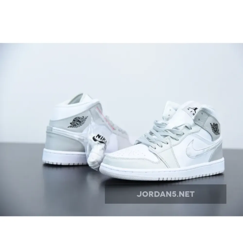 Air Jordan 1 Mid “Grey Camo”  DC9035-100