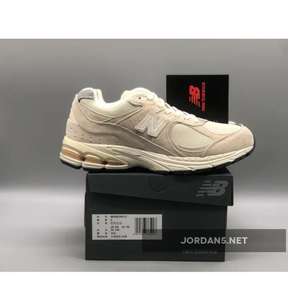 New Balance 2002R Calm Taupe Silver Metallic  M2002RCC