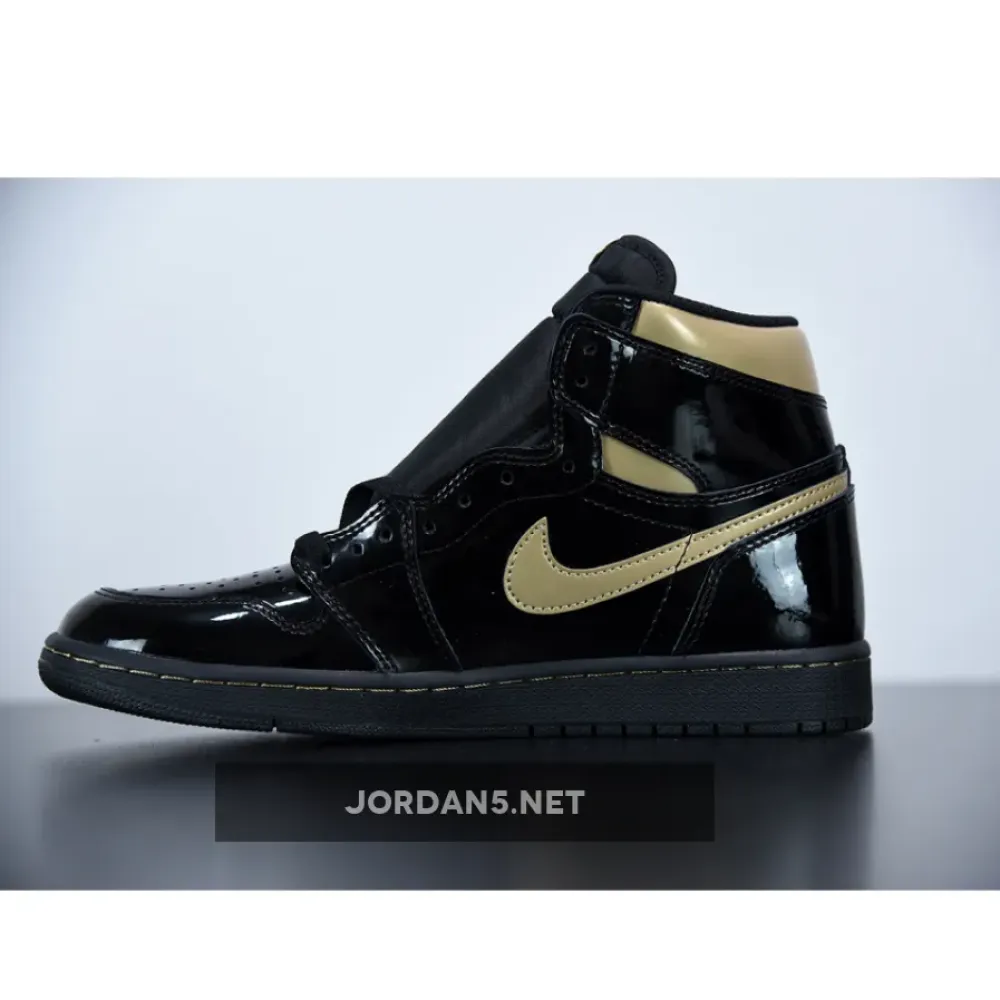 Air Jordan 1 High OG ‘Black Metallic Gold’ 555088-032
