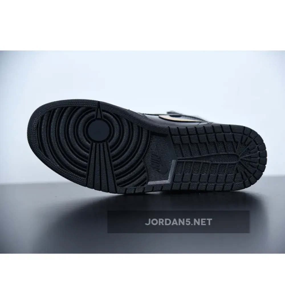 Air Jordan 1 High OG ‘Black Metallic Gold’ 555088-032