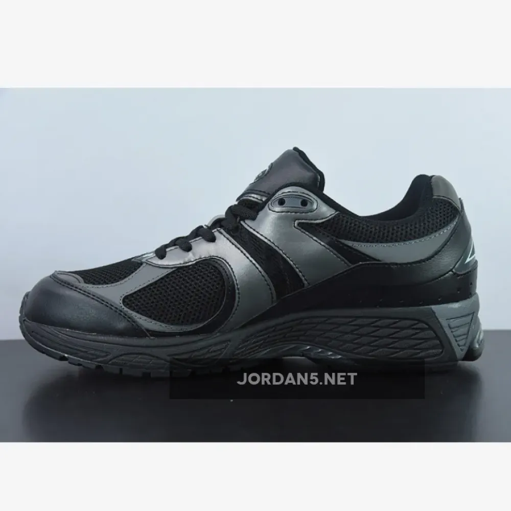 New Balance 2002R Black Powder Green M2002RLD