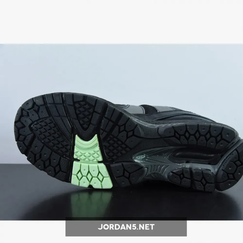 New Balance 2002R Black Powder Green M2002RLD