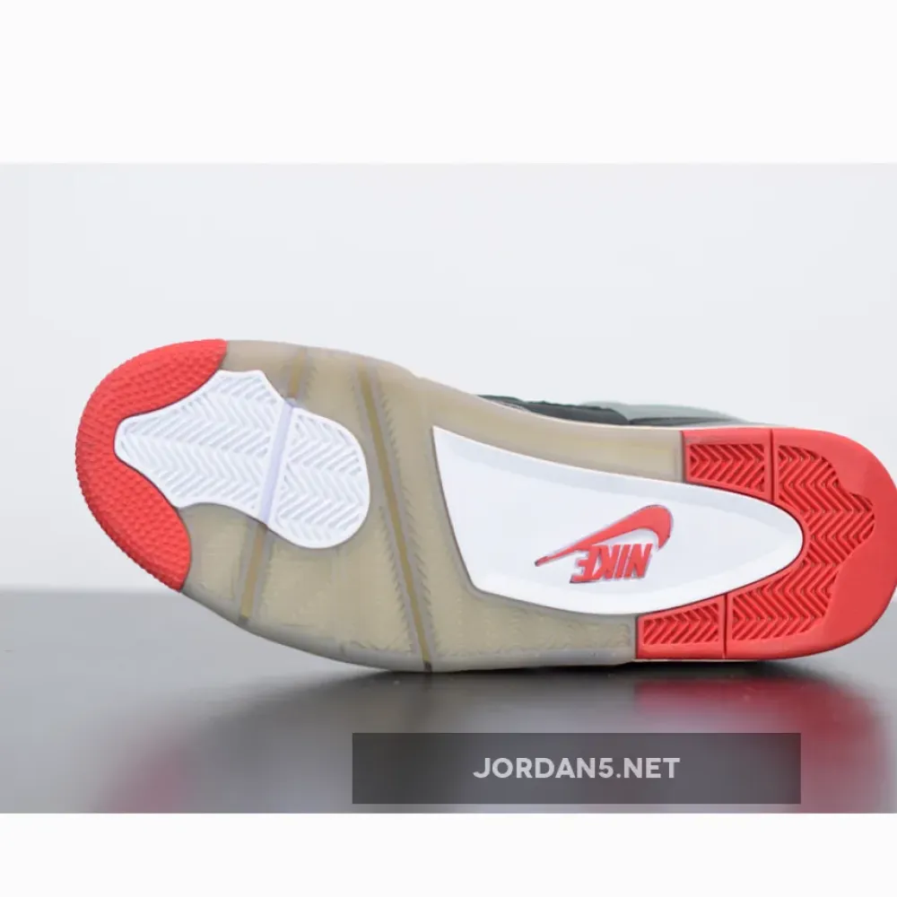 Off-White x Air Jordan 4 Bred