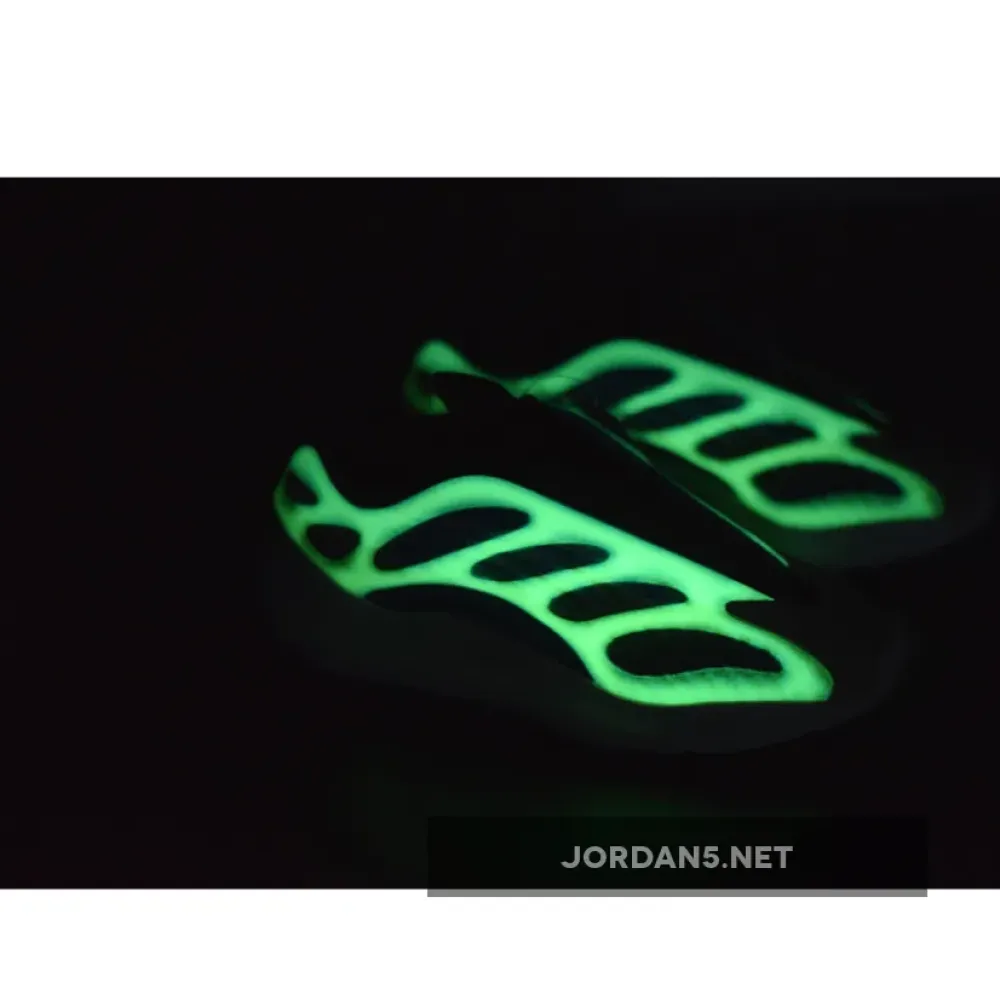 adidas Yeezy 700 V3 “Azareth” G54850